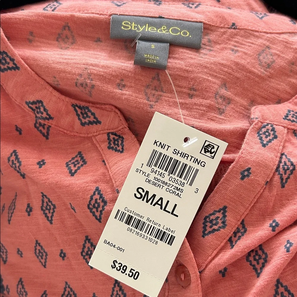 Style & Co. Women's Coral and Navy Geometric Blouse - Picture 2 of 2